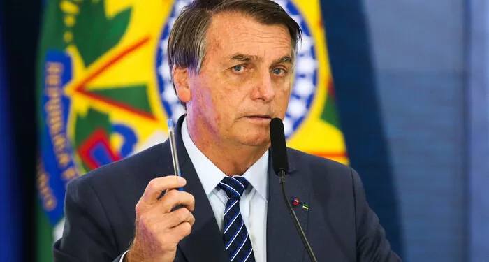 O presidente Jair Bolsonaro discursa durante abertura da Semana das Comunicações no Palácio do Planalto.