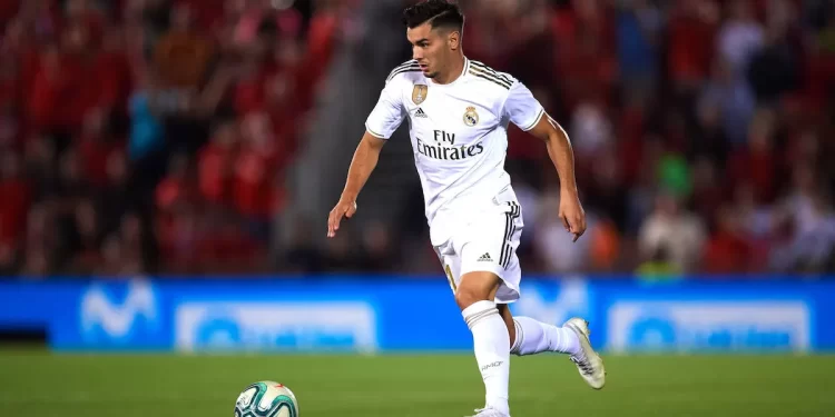 MALLORCA, SPAIN - OCTOBER 19: Brahim Diaz of Real Madrid CF runs with the ball during the La Liga match between RCD Mallorca and Real Madrid CF at Iberostar Estadi on October 19, 2019 in Mallorca, Spain. (Photo by Alex Caparros/Getty Images)
