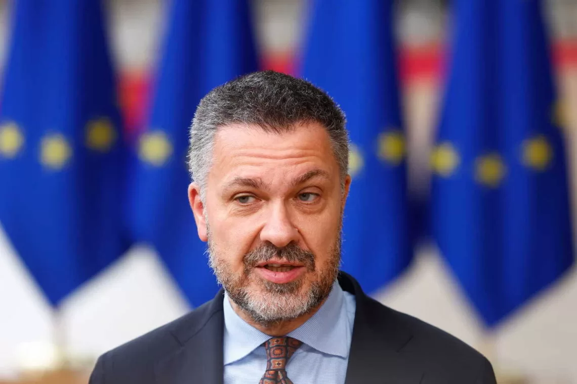 epa10252504 General Secretary of the European Trade Union Confederation (ETUC) Luca Visentini speaks to the press ahead a Tripartite Social Summit at the European Council in Brussels, Belgium, 19 October 2022.  EPA/STEPHANIE LECOCQ