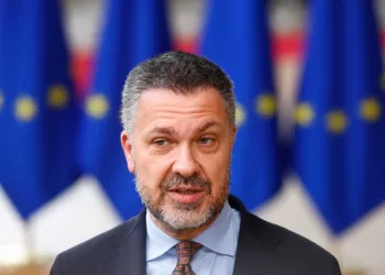 epa10252504 General Secretary of the European Trade Union Confederation (ETUC) Luca Visentini speaks to the press ahead a Tripartite Social Summit at the European Council in Brussels, Belgium, 19 October 2022.  EPA/STEPHANIE LECOCQ