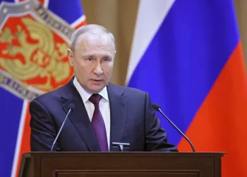 epa10495403 Russian President Vladimir Putin delivers his speech during a meeting of the Federal Security Service (FSB) Board which sums up the 2022 performance of the FSB bodies and outlines the priority tasks for 2023, in Moscow, Russia, 28 February 2023. 'Together with law enforcement agencies and under the coordination of the national anti-terrorist committee, it is necessary to act decisively and offensively, use the entire arsenal of operational, analytical and other means. and the fuel and energy complex,' the president said at the expanded board of the FSB of Russia.  EPA/GAVRIIL GRIGOROV/SPUTNIK/KREMLIN POOL / MANDATORY CREDIT