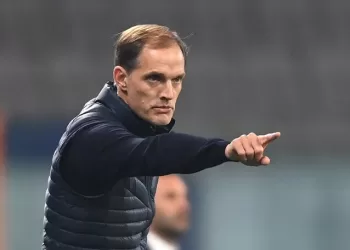 (FILES) In this file photo taken on October 28, 2020 Paris Saint-Germain's German coach Thomas Tuchel gestures during the UEFA Champions League Group H football match between Istanbul Basaksehir FK and Paris Saint-Germain at the Basaksehir Fatih Terim stadium in Istanbul. - Thomas Tuchel was appointed as Chelsea manager on January 26, 2021, on an 18-month contract on Tuesday, tasked with hauling the underperforming Blues back into the Champions League next season. (Photo by OZAN KOSE / AFP)