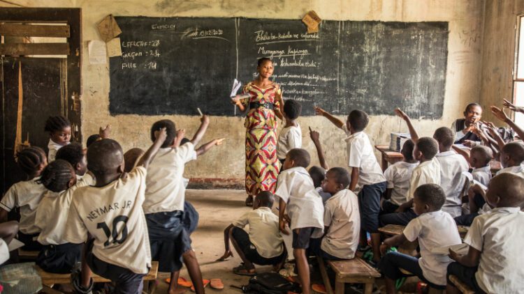 19 March 2020. Kananga, Democratic Republic of Congo.
Kananga Educational Institute.
A teacher gives class.