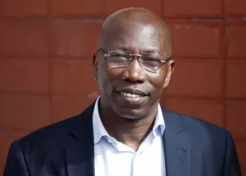 O presidente do Partido Africano da Independência da Guiné e Cabo Verde (PAIGC), Domingos Simões Pereira, posa para a fotografia durante uma entrevista na sede da agência Lusa, em Lisboa, 14 de setembro de 2022. (ACOMPANHA TEXTO DO DIA 17 SETEMBRO 2022) ANTÓNIO PEDRO SANTOS/LUSA