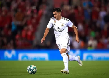 MALLORCA, SPAIN - OCTOBER 19: Brahim Diaz of Real Madrid CF runs with the ball during the La Liga match between RCD Mallorca and Real Madrid CF at Iberostar Estadi on October 19, 2019 in Mallorca, Spain. (Photo by Alex Caparros/Getty Images)
