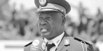 A vila que “enfrentou” o Apartheid: os heróis de Sá Maria e o general António Valeriano