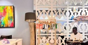 Lavinia Collodel partilha experiência com revistas de arte contemporânea