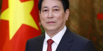 Presidente do Vietname dirige comunicação aos deputados à Assembleia Nacional