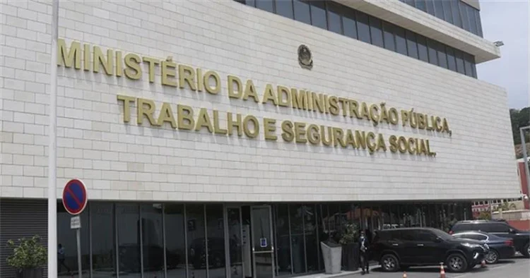 DR