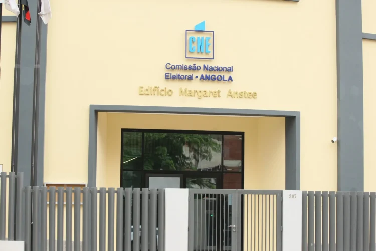 DR