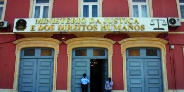DR