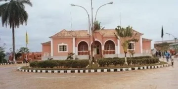 DR